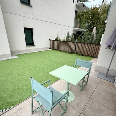 Alquiler de un elegante piso de 2 habitaciones, 49 m², con jardín privado en Cracovia, Polonia